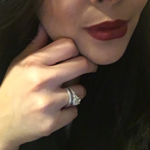 Mac Selena Lipsticks - Picture 4 of 5